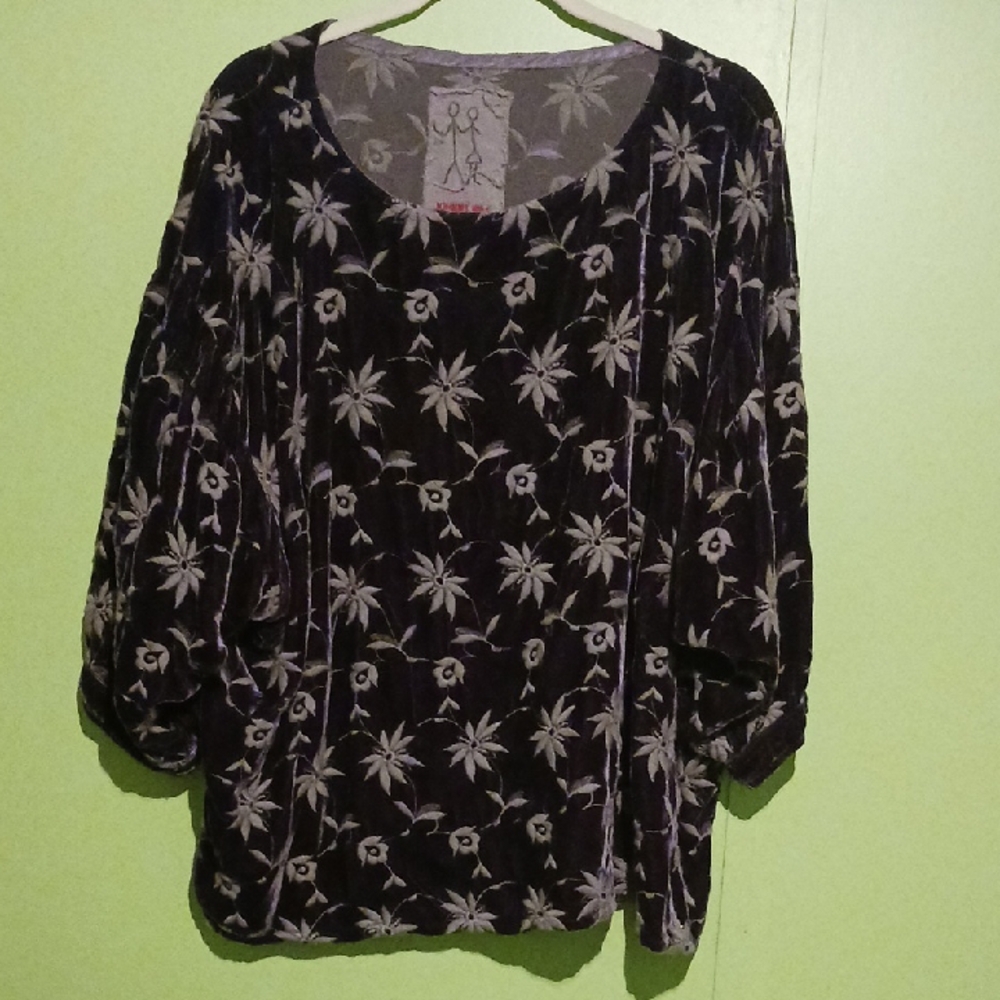 Floral Black and White Women's Top Johnny Was
